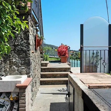Casa Gocce Di Cristallo 4* ואראצה