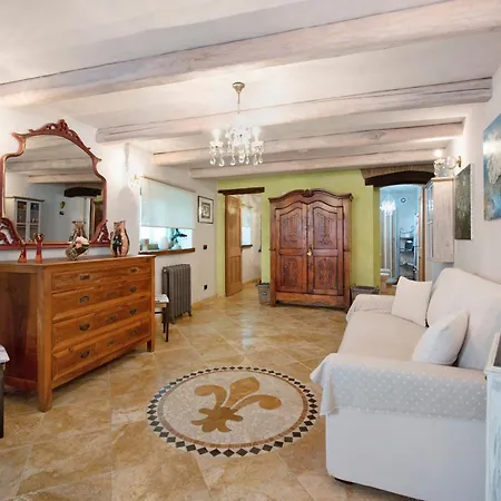 Casa Gocce Di Cristallo 3*